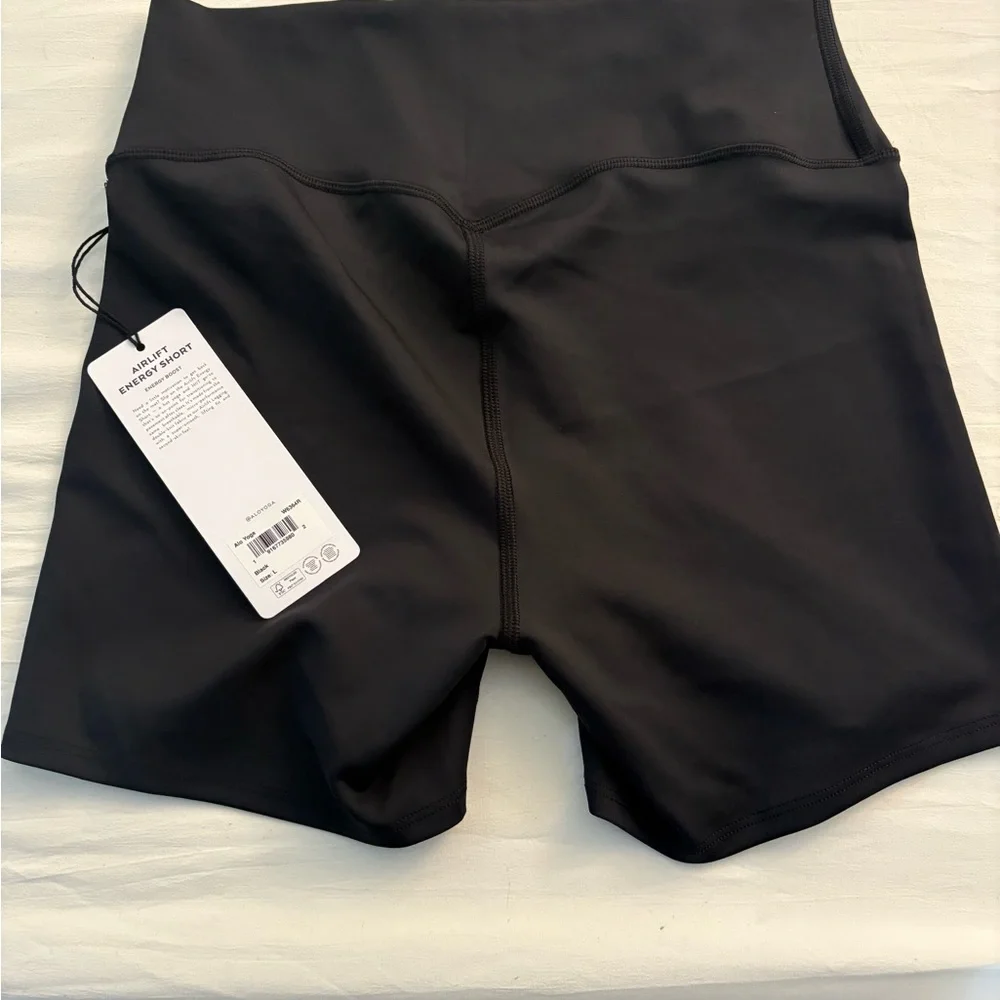 ALO Yoga Black Airlift 5” Bike Shorts Moisture-Wicking Performance - Picture 3 of 4